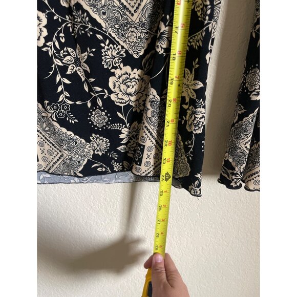 VTG Body Central Juniors Size S Long Sleeve Square Neck Y2K 90s‎ Grunge Print - Picture 6 of 6